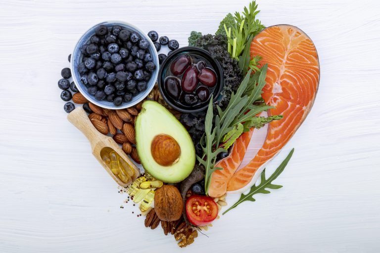 The Link Between Healthy Eating and Fats